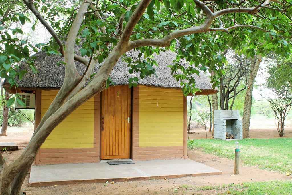 Divundu Guest House Ruang foto